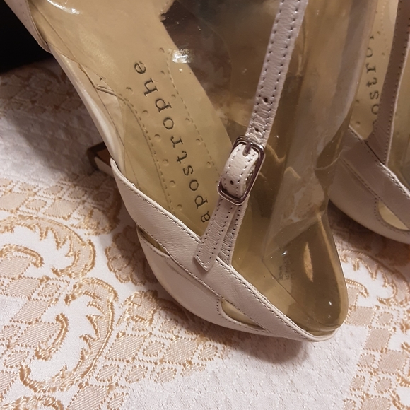 NIB Womens Ivory MISCHA Dress Shoe / Covered Heeled Sandal  SIZE 6M - Picture 8 of 10